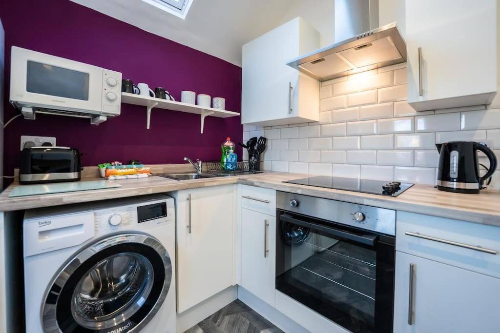 Cosy And Convenient Sunderland Apartment Exterior photo