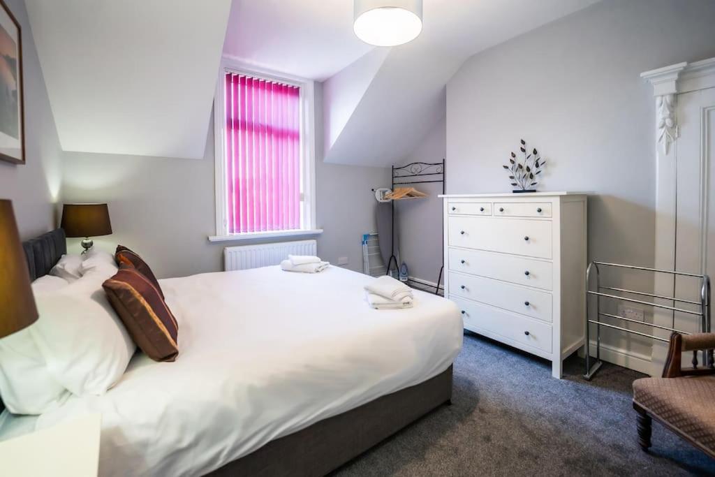 Cosy And Convenient Sunderland Apartment Exterior photo